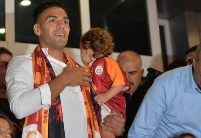 Radamel Falcao, İstanbul'a geldi!