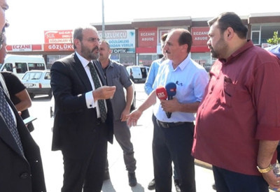 Mahir Ünal'ın konvoyunda kaza...