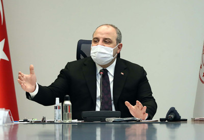 Bakan Varank: Bu işten biz değil Volkswagen kaybeder