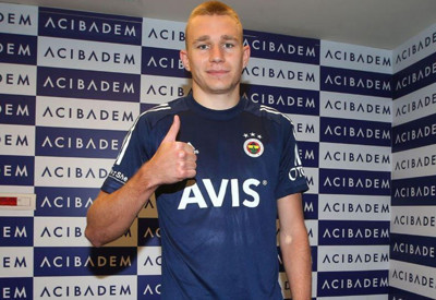 Fenerbahçe'de yeni transfer Attila Szalai, sağlık kontrolünden geçti