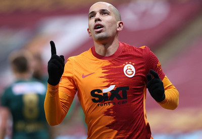 Feghouli'ye 10 milyon euro!