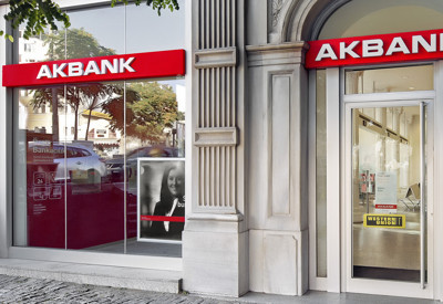 Akbank’ta teknik sorun devam ediyor: Bankadan özür mesajı
