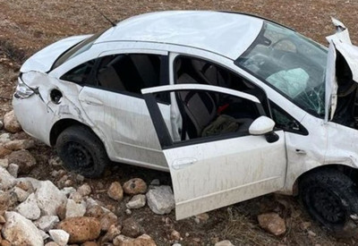 Karaman'da devrilen otomobildeki 2 kişi öldü, 1 kişi yaralandı