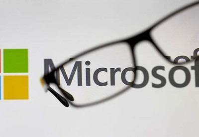 Microsoft ve Alphabet’in gelirleri arttı