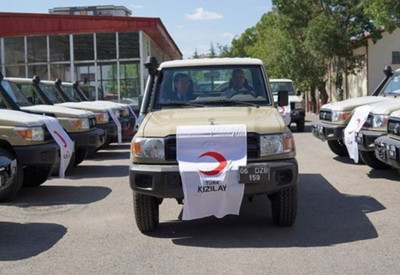 Japon Kızılhaçı'ndan Türk Kızılay'a 30 arazi aracı