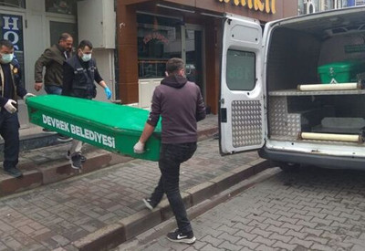 Yaşlı adam otel odasında ölü bulundu