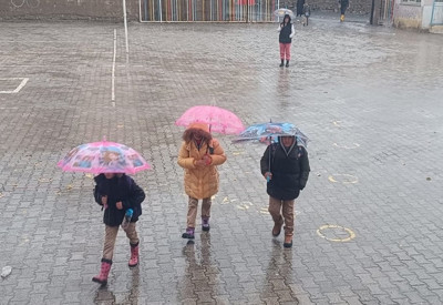 Valilik açıkladı: Okullar 2 gün tatil edildi