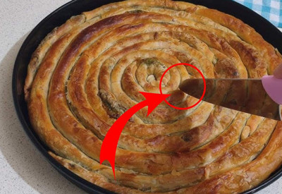 Tepsiden Taşacak Kadar Kabarıyor: Boşnak Şeflerin Çıtır Çıtır Sönmeyen Börek Sırrı Açıklandı!
