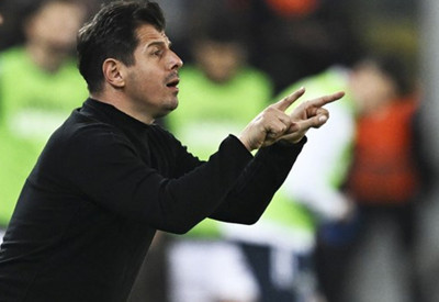 Kadıköy'de Emre Belözoğlu'na tepki