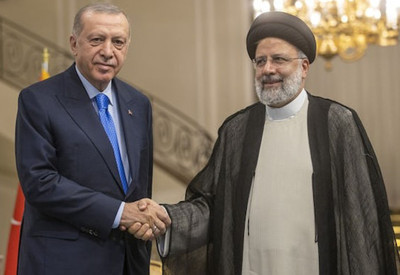 Türkiye ile İran arasında 10 kritik anlaşma! Erdoğan ve Reisi'den ortak toplantı
