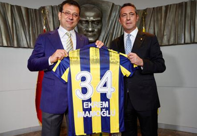 İBB Başkanı İmamoğlu ile Ali Koç arasında kravat diyaloğu
