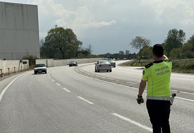 Selektörle radar uyarısı yapmak suç mu?