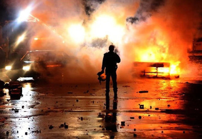 Bazı illerde gösteri yürüyüşü ve açık hava toplantıları 4 gün yasaklandı