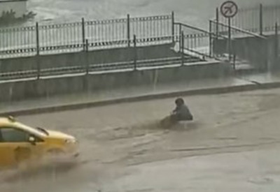 Amasya'da sağanak; cadde ve sokaklar suyla doldu