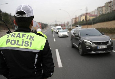 Trafikte yeni kural! Hem trafikten men edilecek hem büyük ceza verilecek