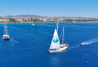 Blue Panda yelkenlisi, Datça'da