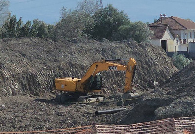 Toprak kaydı, altında kalan işçi hayatını kaybetti
