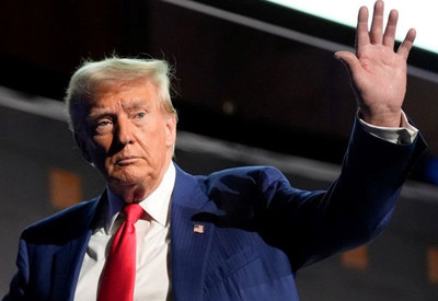 Trump'tan tepki çeken vaat: "Müslümanlara seyahat yasağı"