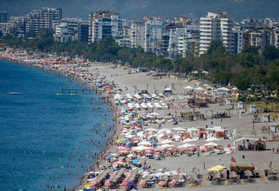 Mehmet Nuri Ersoy: Antalya'ya son 9 ayda 15 milyonu aşkın turist geldi