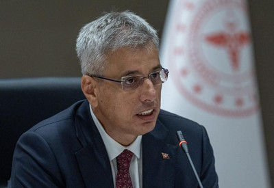 Bakan Memişoğlu son durumu açıkladı: Panikle dışarı atlayan 32 kişinin tedavisi sürüyor