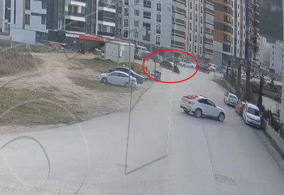 Otomobiliyle 'drift' atan ehliyetsiz sürücü kameraya yakalandı