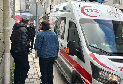 Şizofreni hastası koca, ayrı yaşadığı eşini tornavidayla 18 yerinden yaraladı