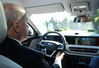 T10F yola çıkmaya hazırlanıyor! Cumhurbaşkanı Erdoğan Togg'un yeni modelini kullandı
