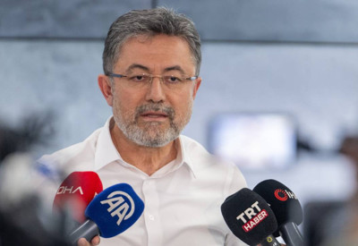Bakan Yumaklı: 3 yangın kontrol altında