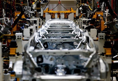 Dev otomotiv firmasına göçmen operasyonu! 457 kişi gözaltına alındı