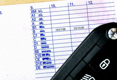 Milyonlarca ehliyet sahibi için müjde geldi! O prosedürler ortadan kalkıyor