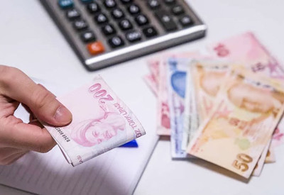 Asgari ücrete ara zam gelecek mi? O isim canlı yayında bombayı patlattı