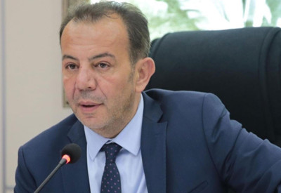 Bolu Belediye Başkanı Tanju Özcan görevden uzaklaştırıldı