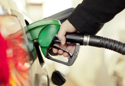 Benzinde 6 yılın en büyük artışı: Stoklarda korkunç düşüş