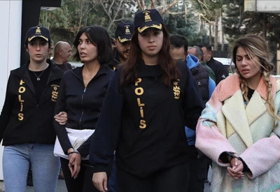 Dolandırıcılık davasında karar: Bahar Candan'a hapis cezası