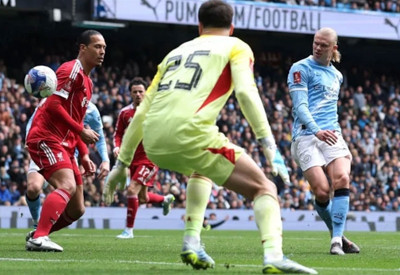 Manchester City, FA Cup'ta Liverpool'u dağıttı