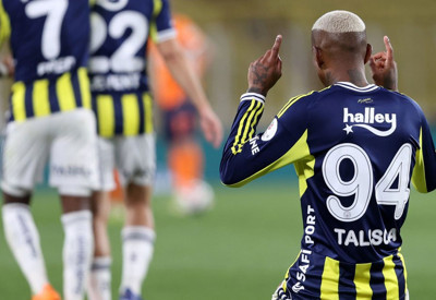 Fenerbahçe, Başakşehir'i üç golle geçti