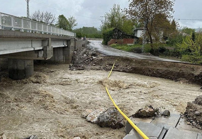 Sakarya'da sağanak hayatı olumsuz etkiledi