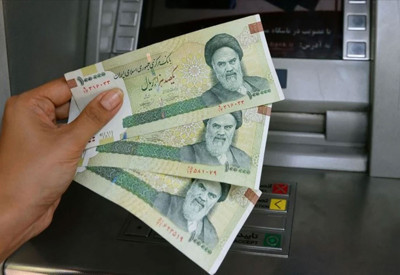 Dolar, İran’ın para birimi karşısında zirveye çıktı