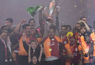 Galatasaray RAMS Park'ta şampiyonluk kupasına kavuştu