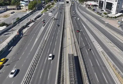 İstanbul'da bayramın ilk gününde yollar boş kaldı