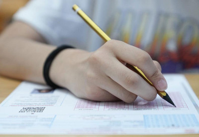 Bakan Tekin duyurdu: LGS nedeniyle Cuma günü okullar tatil edildi