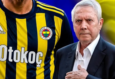 Aziz Yıldırım’dan sansasyonel transferler! Tek tek imza attırmıştı...