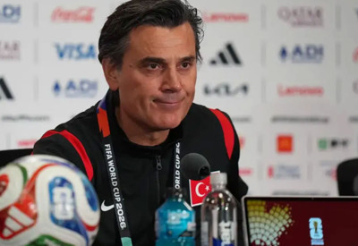Türk Milli Takımı'nın efsane golcüsünden sert sözler: Montella'yı topa tuttu