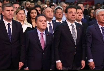 Muhittin Böcek’in özel kaleminden olay itiraf! Çantanın içi euro doluydu