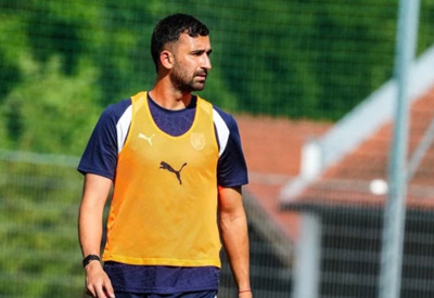 Başakşehir, Emin Bayram ile sözleşme imzaladı