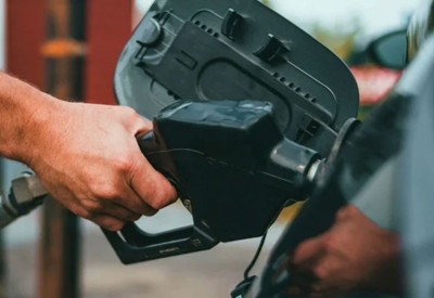 Benzine yeni zam yolda: Tabela yine değişiyor