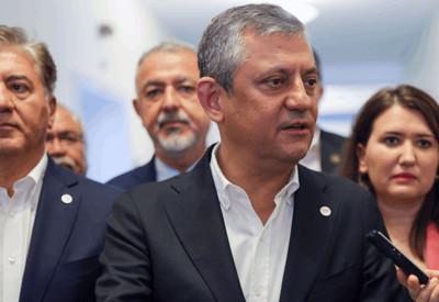 YENİ Parti'den çerçeve yasa kararı! Özgür Özel duyurdu