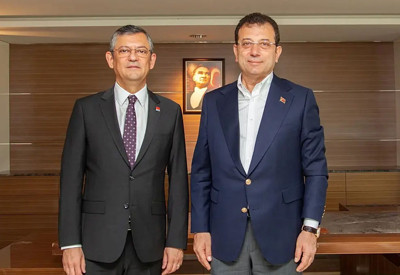 Ekrem İmamoğlu CHP'den istifa etti