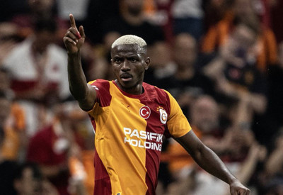 Victor Osimhen'den transfer söylentilerine yanıt!