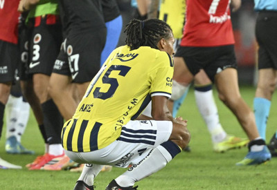 Fenerbahçe, Gençlerbirliği'ne mağlup oldu